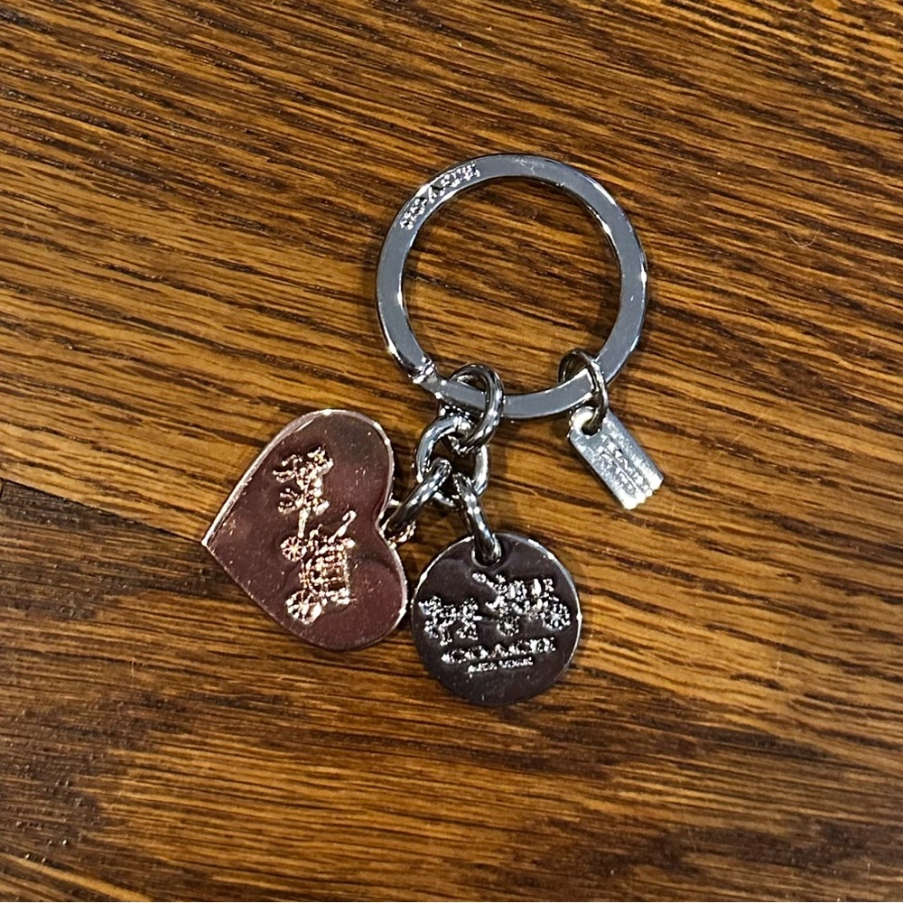 Coach keychain - Picture 2 of 3